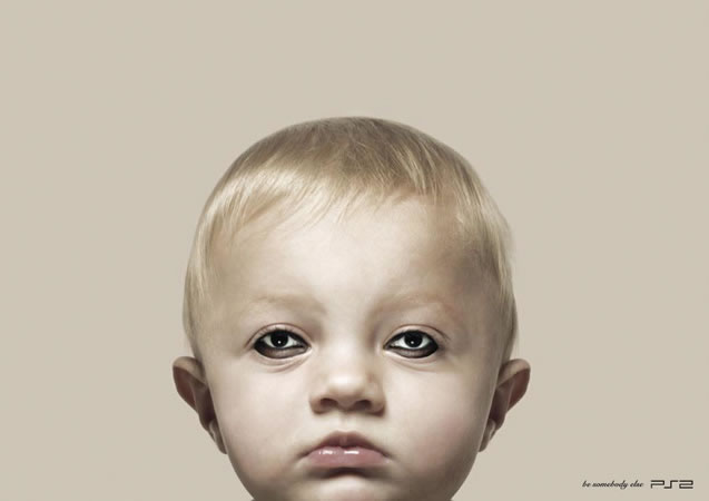 Publicité Playstation - PS2 - Be somebody else - Bébé avec des yeux différents - TBWA - Singapour - 2004