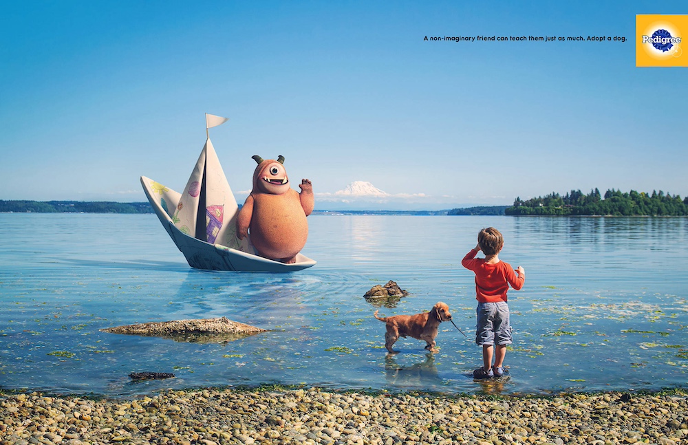 Publicité Pedigree - A non-imaginary friend can teach them just as much - Adopt a dog - Un garçon au bord d'un lac avec son chien - L'ami imaginaire part en bateau - Agence BBDO - USA - 2020