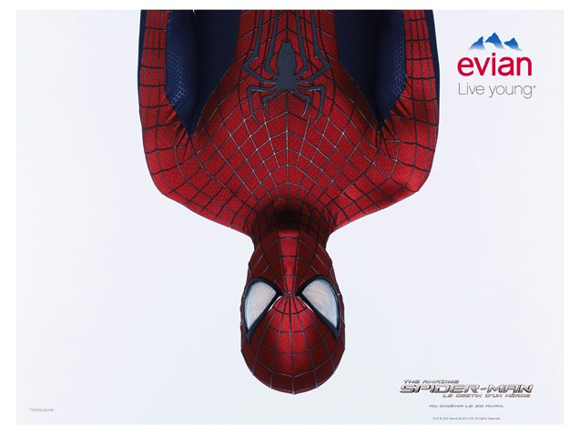 Publicité evian - The Amazing Spiderman - Spiderman la tête en bas - Agence BETC - 2014