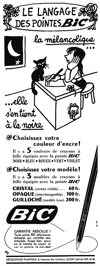 Publicité Bic - Stylos - Le langage des pointes Bic - La mélancolique s'en tient à la noire - Illustration Jean Effel - Femme écrit sur un bureau, la nuit avec son chat noir - 1952