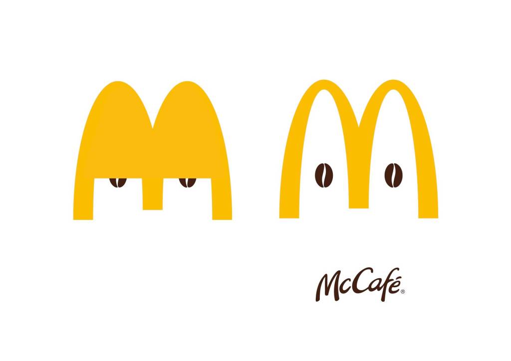 Publicité McDonald's - McCafé - Le logo à gauche forme des yeux mi-clos, à droite les yeux sont grands ouverts Agence LeosThjnkTank - Allemagne - 2020