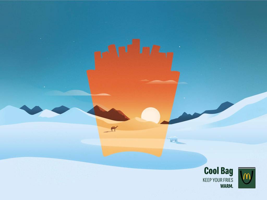 Publicité McDonald's - Cool Bag - Keep your Fries warm - Dromadaire marche dans le désert dans une silhouette de portion de frites - Décor enneigé autour - TBWAParis - 2021