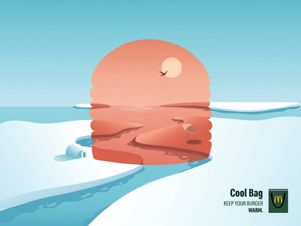 Publicité McDonald's - Cool Bag - Keep your burger warm - Parasol proche d'une rivière dans une silhouette de Big Mac - Décor de banquise autour - TBWAParis - 2021