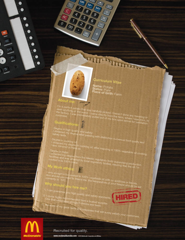 Campagne McDonald's - Curriculum Vitae - CV d'une pomme de terre sur un bureau - Agence FP7McCann - Émirats arabes unis - 2010