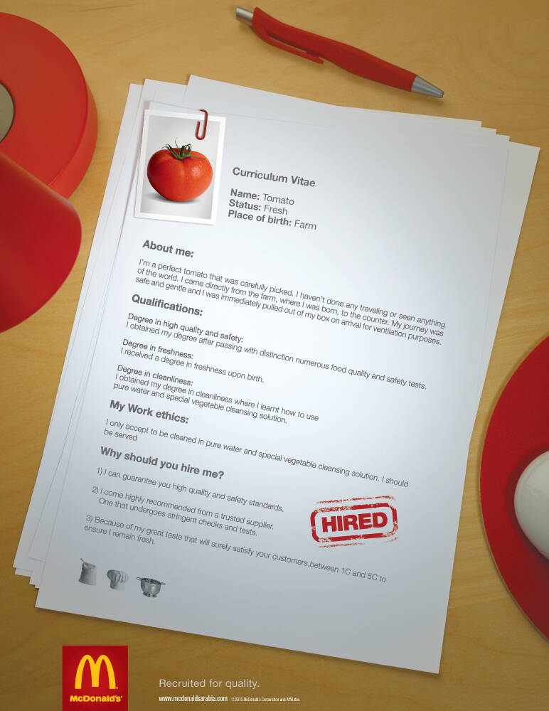 Campagne McDonald's - Curriculum Vitae - CV d'une tomate sur un bureau - Agence FP7McCann - Émirats arabes unis - 2010