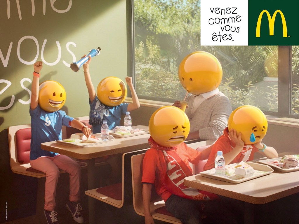 Publicité McDonald's - Emojis - Des jeunes fêtent leur victoire et deux autres sont tristes d'avoir perdus - Agence BETC Paris - 2015