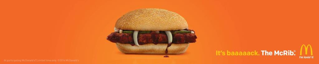 Publicité McDonald's - McRib - It's baaaaack - Le burger a l'apparence d'un vampire - Agence Cossette - US - 2014