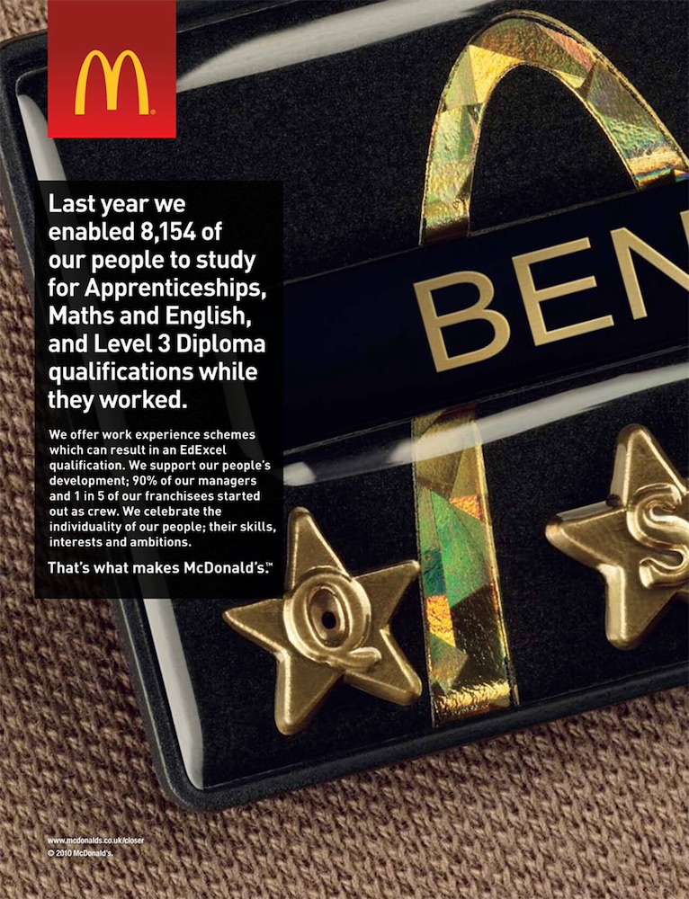 Campagne McDonald's "That's what makes McDonald's" - Last year we enabled 8,154 of people to study for Apprenticeships, Maths and English, and Level 3 Diploma qualifications while they worked - Image en gros plan d'un badge -  Agence Leo Burnett - UK - 2010