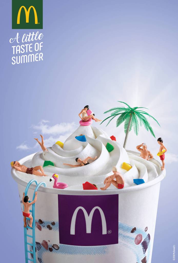 Publicité McDonald's - A little taste of summer - La glace est transformée en piscine - Agence TBWA -  Portugal - 2018