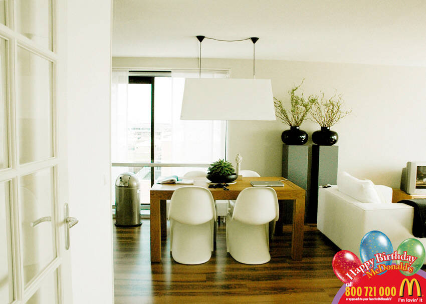 Publicité McDonald's - Anniversaire chez McDonald's - Une salle à manger très bien rangée - Agence TBWA - Chili - 2005